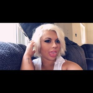 Meet your Posher, Destiny